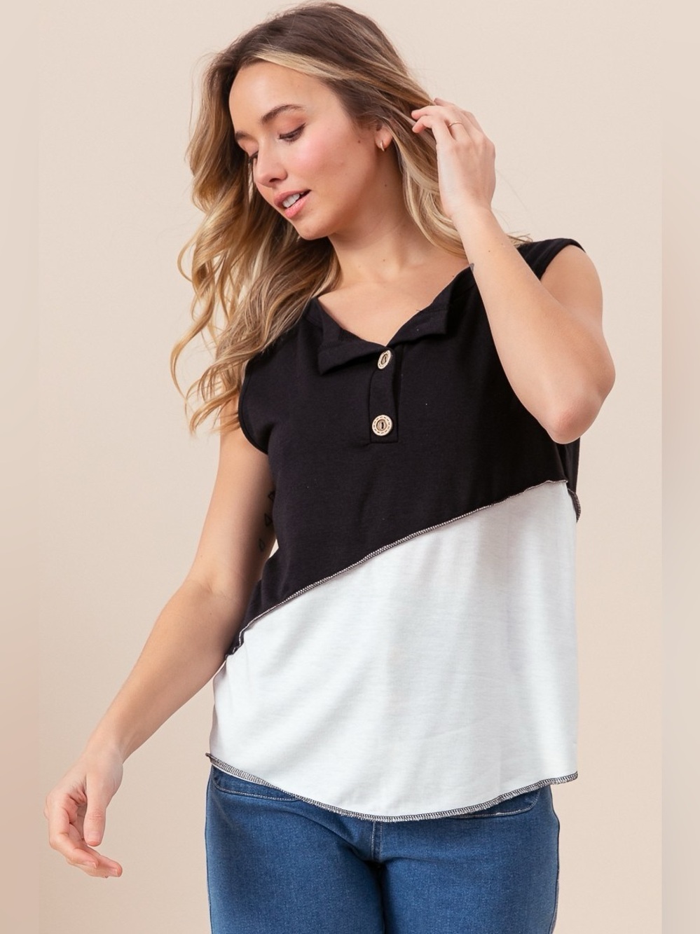 BiBi Color Block Contrast Stitching Buttoned Henley Top